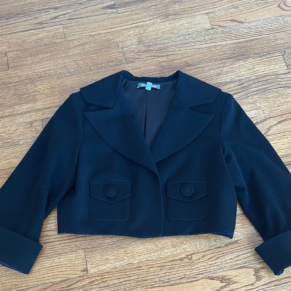 Black Cropped Blazer with Classic Lapel Collar
